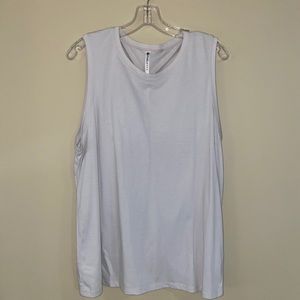 Fabletics light grey workout tank size XXL